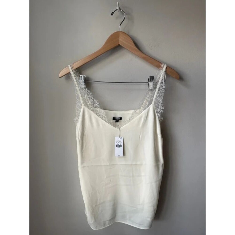 Express Downtown Cami Eyelash Lace Trim V Neck Ivory Tank Top